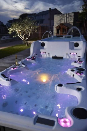 Плавательный спа-бассейн Sunrans SR-859